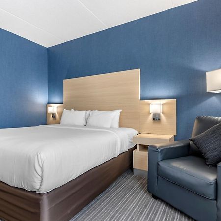 Quality Inn & Suites Оквилль Номер фото
